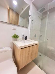Ein Badezimmer in der Unterkunft Rest and Perfect Location