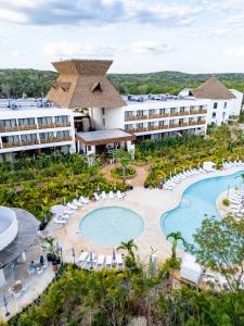 Bazén v ubytování Hotel Mundo Maya Nuevo Uxmal nebo v jeho okolí