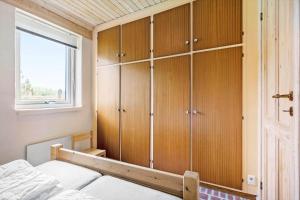 Ένα ή περισσότερα κρεβάτια σε δωμάτιο στο 259-Ringkobing-Jakob-Bondes-Vej-71