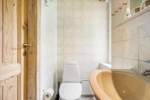 Ένα μπάνιο στο 259-Ringkobing-Jakob-Bondes-Vej-71 +14 φωτογραφίες