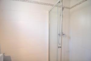 Koupelna v ubytování Serra-di-ferro Corse + 12 fotografií