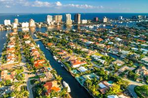 Nespecifikovaný výhled na destinaci Fort Lauderdale nebo výhled na město při pohledu z prázdninového domu