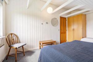 Ένα ή περισσότερα κρεβάτια σε δωμάτιο στο 349-Hvide-Sande-Anker-Eskildsens-Vej-70