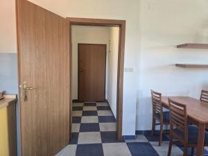 Fotografie z fotogalerie ubytování Apartment Tomi v Novalji + 6 fotografií