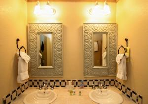 Ένα μπάνιο στο Mountainback #48, Corner Unit +4 φωτογραφίες