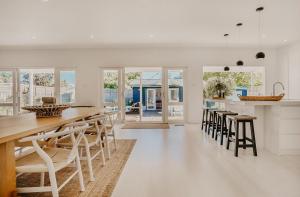 Billede fra billedgalleriet på Glen Mor - Heated Pool Retreat i Rye