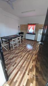 a room with a ping pong table and a ping pong ball at Lavalle in Santiago del Estero