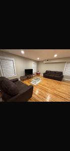 Posezení v ubytování Elegant 3BR Home in Worcester