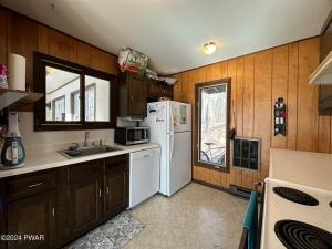 Billede fra billedgalleriet på Paradise Uncovered Chalet Near Lake i Hawley + 46 billeder