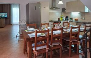Kuchyňa alebo kuchynka v ubytovaní Holiday Home Pamici V