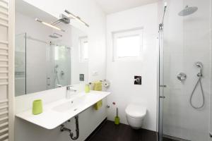 Kúpeľňa v ubytovaní Apartments Salona + 37 fotografií
