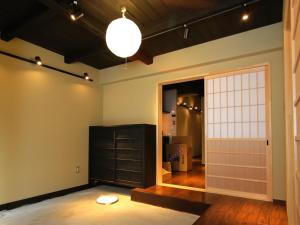 Fotografie z fotogalerie ubytování 京一軒町家 さと居 鉄仙 SATOI TESSEN Omiya-Gojo v Kjótu