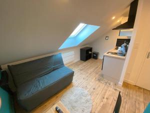 Χώρος καθιστικού στο Logement Neuf Cosy avec Espaces Communs Premium 21