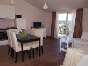 Kuchyň nebo kuchyňský kout v ubytování Guesthouse Olei