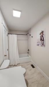 Bilik mandi di Sandy Pacific Hideaway +48 gambar