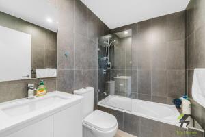 Ένα μπάνιο στο Hurstville CBD Changda Apartment +18 φωτογραφίες