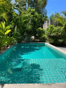 Hồ bơi trong/gần DHYANA VILLAS