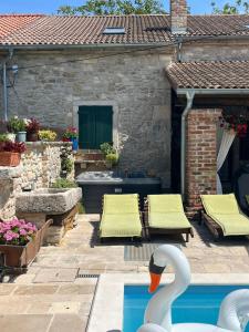 Patio alebo iná vonkajšia časť ubytovania villa sisman