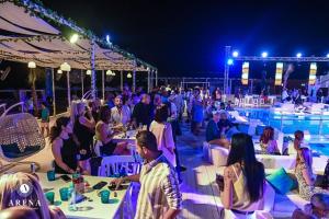 Hosté ubytování SELENA BAY Luxury Suite beach front hurghada Arena Bar & restaurant سويت فاخر سيلينا باى + 15 fotografií