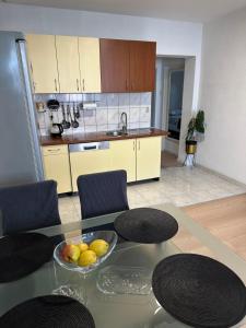 Kuchyň nebo kuchyňský kout v ubytování Apartments Centar - Mirjana