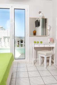 Gallery image of Ilios Stalis in Stalida +49 photos