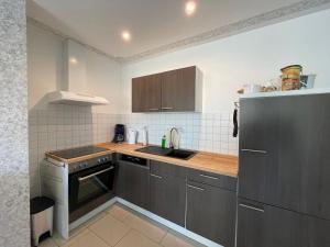 Dapur atau dapur kecil di Möwe am Strand - ABC58