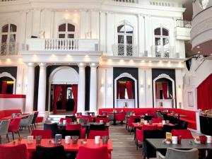 斯圖加特多梅洛酒店餐廳或用餐的地方