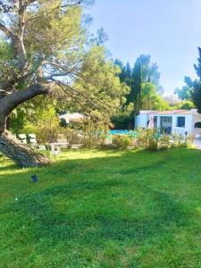 Gallery image of DOMAINE LES VINYES in Pollestres