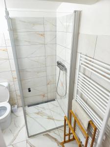 Koupelna v ubytování Apartmány Ústup
