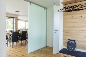 Fotografie z fotogalerie ubytování Bodensee Bergblick Suite v destinaci Lochau
