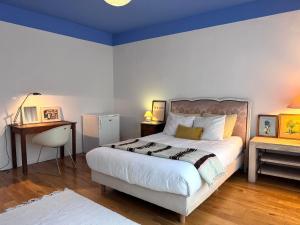 Gallery image of Gezellig nestje in lichtrijk huis met wilde tuin in Brussels