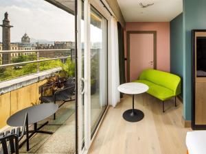 Posezení v ubytování ibis Styles Edinburgh St Andrew Square