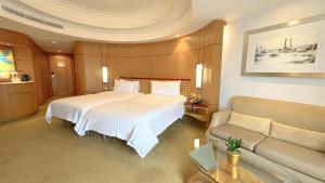 Makati Shangri-La, Manila客房内的一张或多张床位
