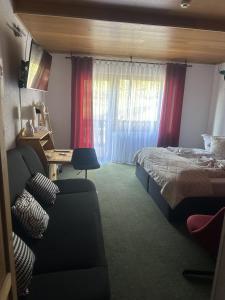 Postel nebo postele na pokoji v ubytování Hotel Eulenhof