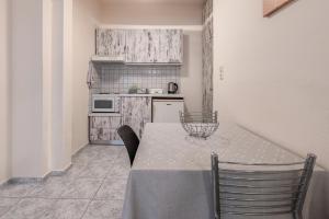 Køkken eller tekøkken på Souda Bay Apartments + 17 billeder