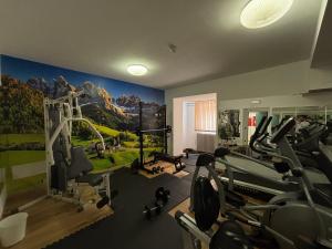 Fitness centrum a/nebo fitness zařízení v ubytování Hotel Savoia