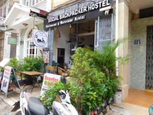 Gambar di galeri bagi Social Backpacker Hostel & Rooftop Bar di Battambang