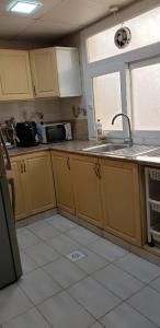 サラーラにあるاستوديو للايجارのギャラリーの写真