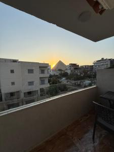 صورة لـ Middle East pyramid veiw في القاهرة