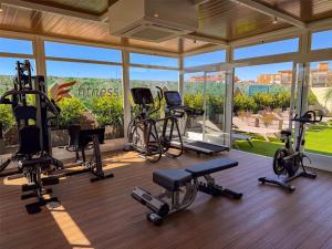 Fitness centrum a/nebo fitness zařízení v ubytování Occidental Granada