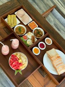 Makanan di atau berdekatan hotel