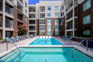Πισίνα στο ή κοντά στο Central City Luxury-2BR 2BA,Pool,Htub,Gym,Parking