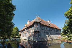 Loodusmaastik palkmajakese lähedal