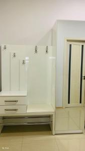 Koupelna v ubytování ბინა საბურთალო 2 საძინებელი #8