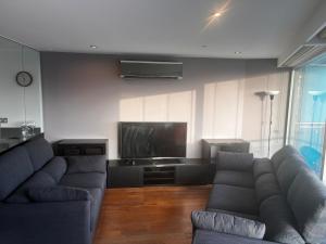 Fotografie z fotogalerie ubytování 2 Bed Apt in Ocean Village - Pool - Rock View - Sleeps 4 v destinaci Gibraltar