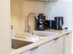 Η κουζίνα ή μικρή κουζίνα στο Apartment Wohnung 305 Berglick by Interhome