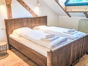 Postel nebo postele na pokoji v ubytování Apartment Kesselboden by Interhome