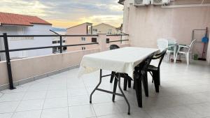 Balkón nebo terasa v ubytování Apartment Kuba Makarska