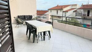 Balkón nebo terasa v ubytování Apartment Kuba Makarska