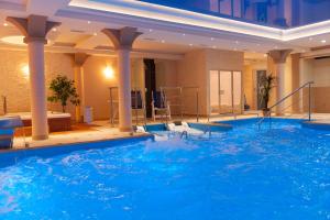 Bazén v ubytovaní Hotel Adam & Spa alebo v jeho blízkosti